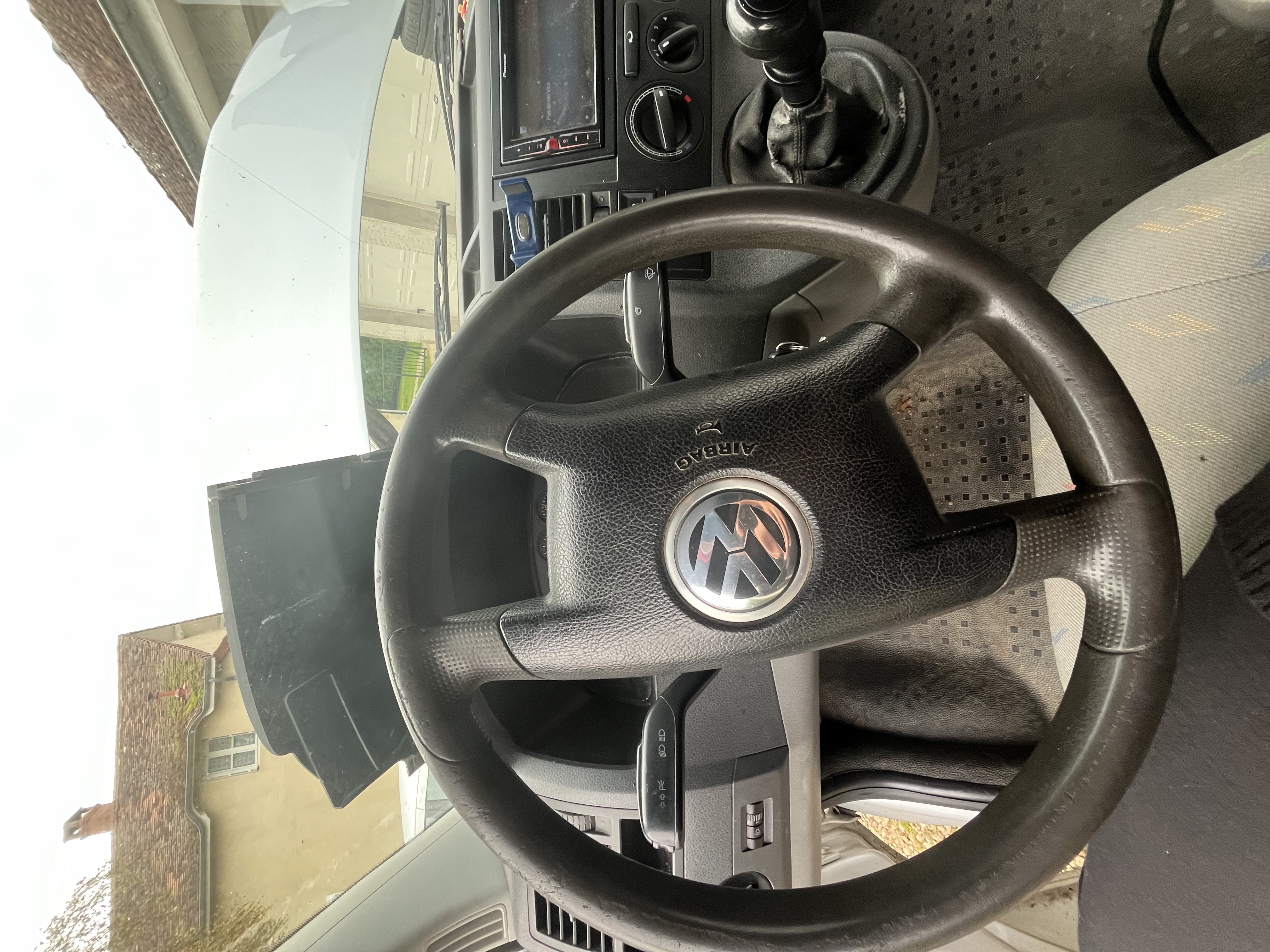 Volkswagen T5 · 2.5 TDi 130cv